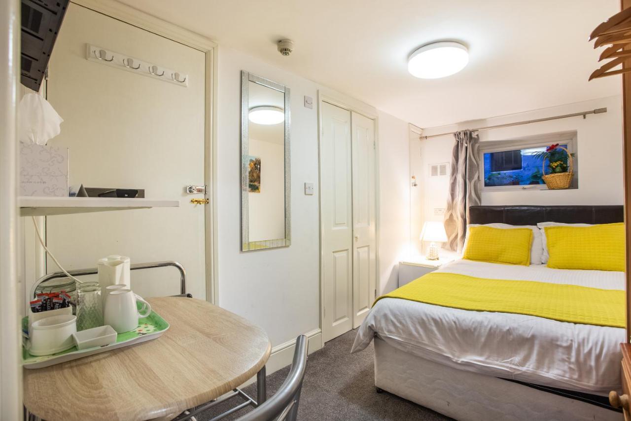 Oyo The Greenland Hotel Лондон Экстерьер фото